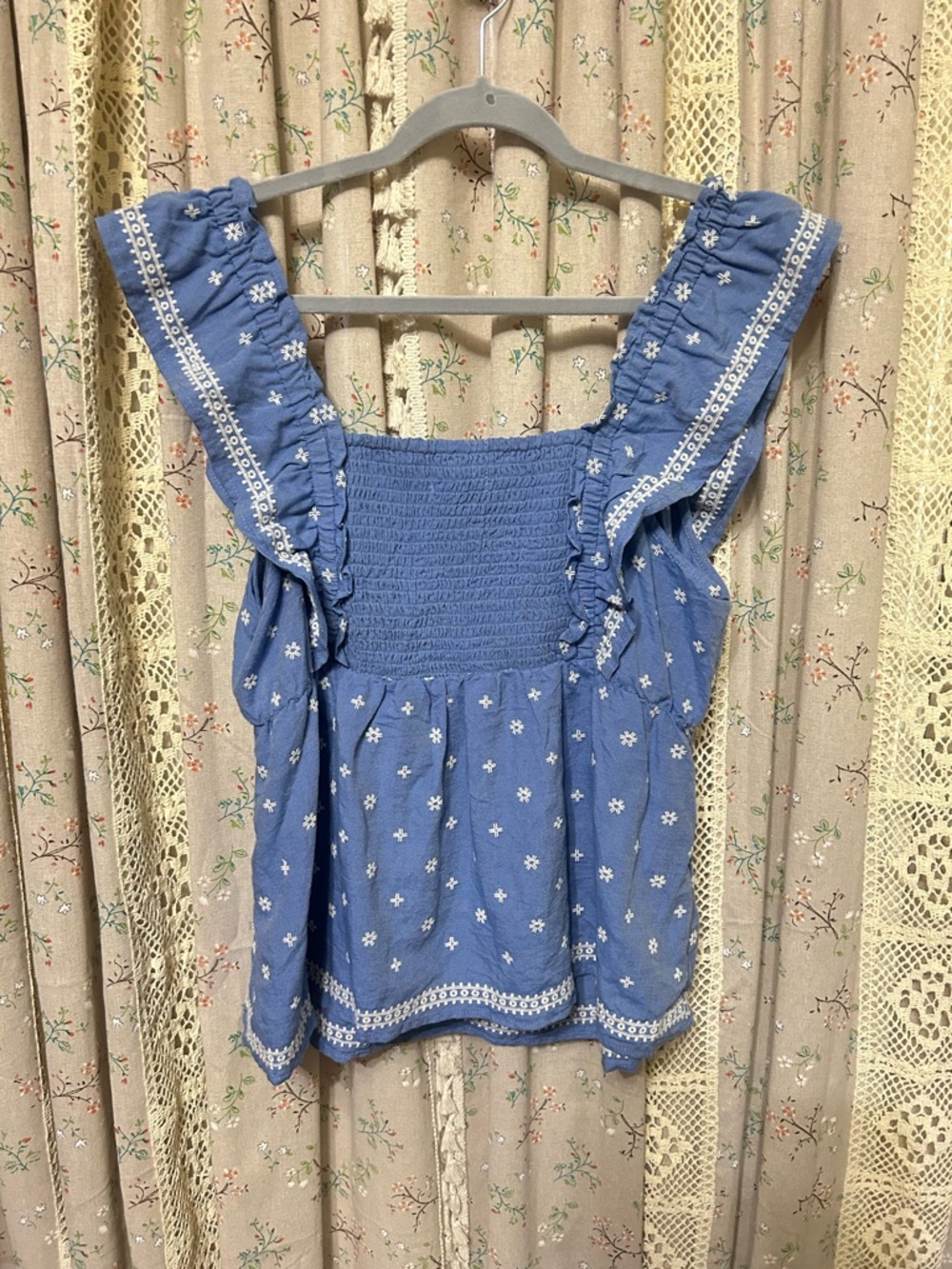2/$28 Old Navy Embroidered Flutter Sleeve Boho Top Blue NWT Large - Picture 4 of 4